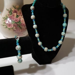 Handmade necklace and bracelet set